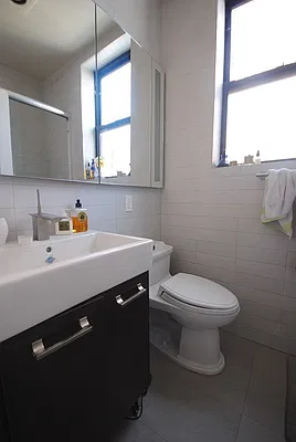 Rented by ELK Investors | media 26
