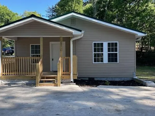 301 Foster Rd, Dalton, GA 30720