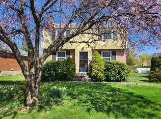 297 Walsh Ave, Newington, CT 06111