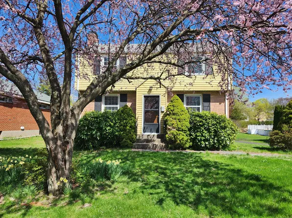 297 Walsh Avenue, Newington, CT 06111