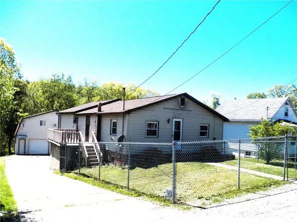 115 Oregon Ave, Vandergrift, PA 15690