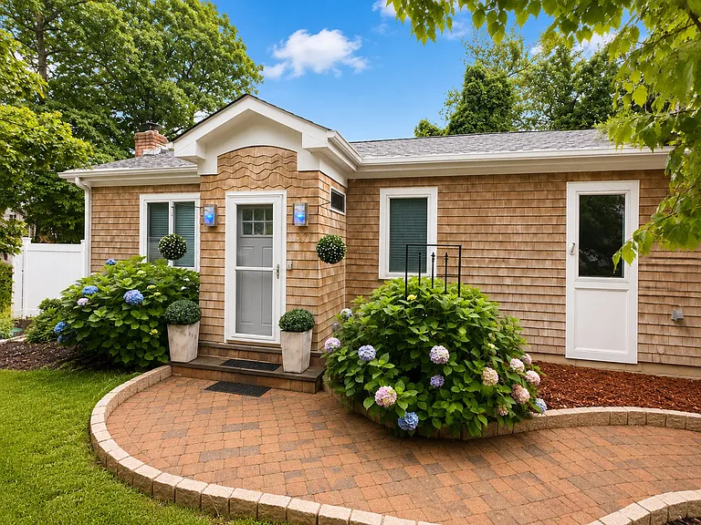 30 Classon Ave — Photo 2