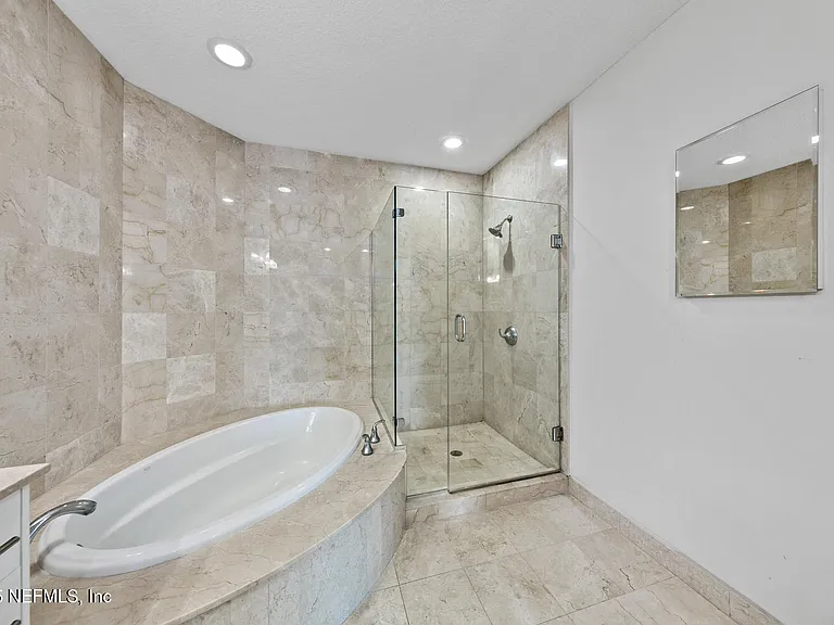 1431 Riverplace Blvd #2606 — Photo 14