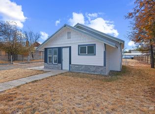 933 Sprague Ave, Buhl, ID 83316