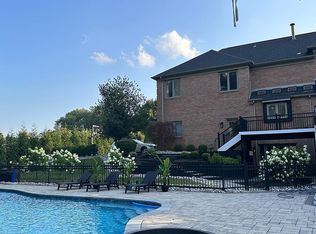 28 Cove Rd, Moorestown, NJ 08057