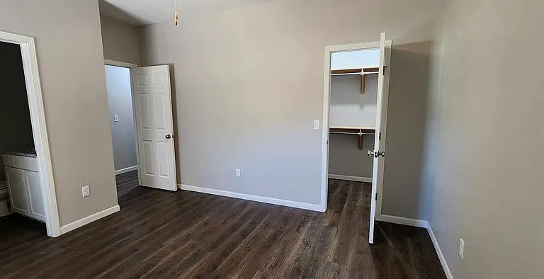 2325 N Burns Ave #2327 — Photo 13