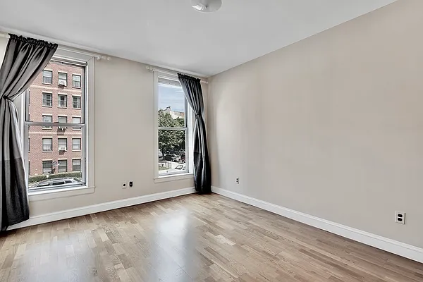 Rented by Compass | media 9