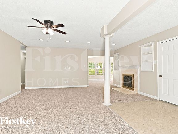 4th image of 15721 Hill House Rd