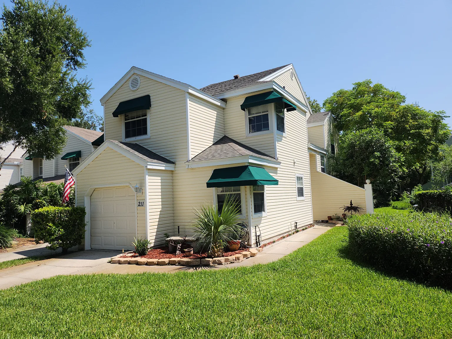 4 bed, 2.5 bath, 1540 sqft, $2,500 — Photo 1