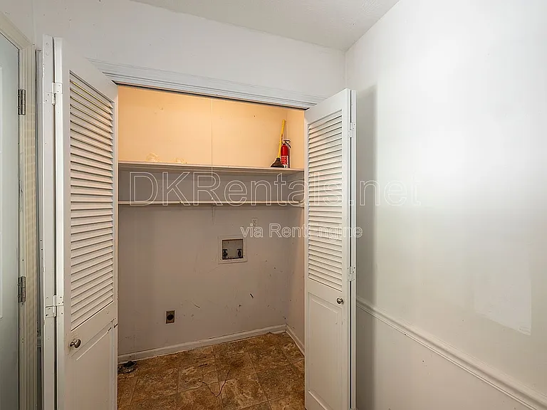 120 Burnett Way — Photo 9