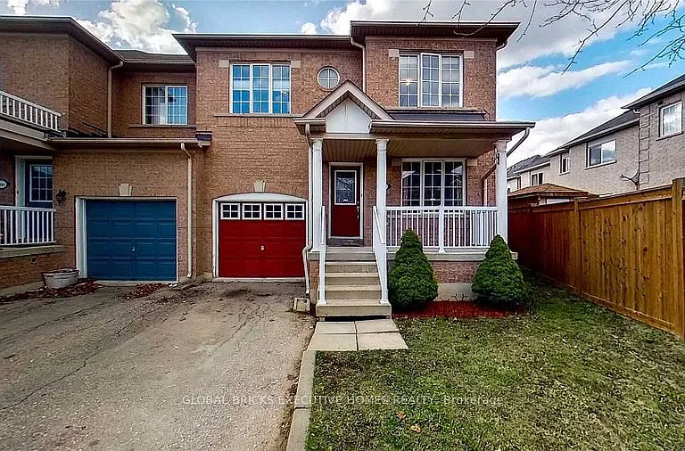 109 Tianalee Cres #LOWER — Photo 1