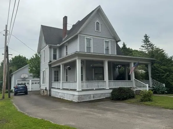 220 Main St, New Albany, PA 18833