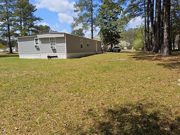 4th image of 153 Crepe Myrtle Dr.