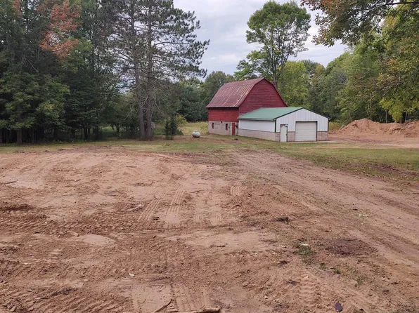 N18905 Snowshoe Dr, Goodman, WI 54125