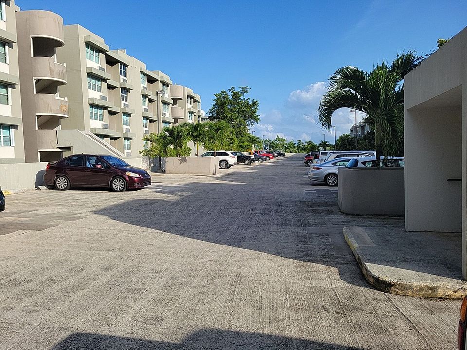 2nd image of 1104 Apt Caminos Verdes #C
