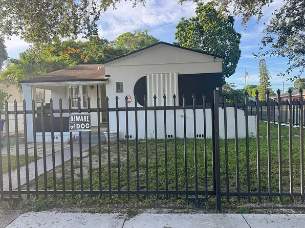 1501 NW 42nd St, Miami, FL 33142