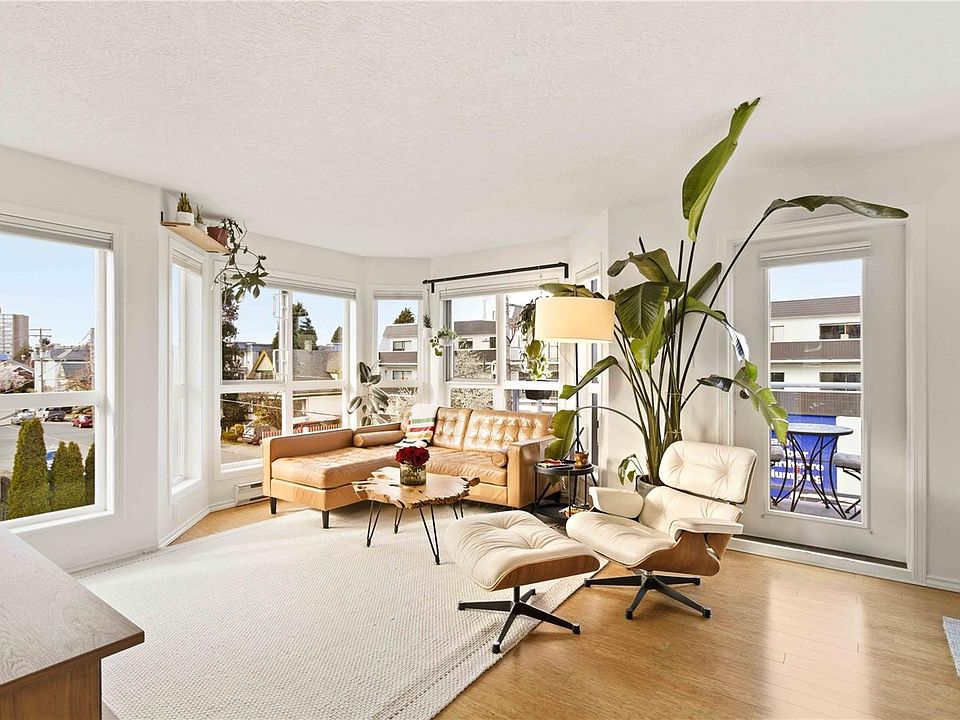 1st image of 1053 Balmoral Rd #302