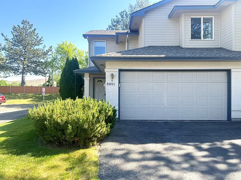 5851 N Cobbler Ln — Photo 2