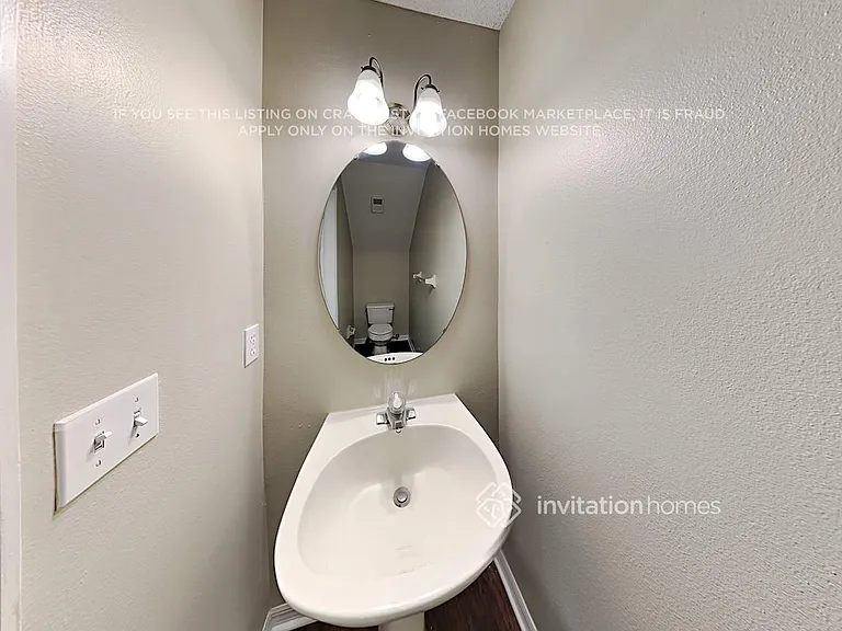 6732 Brittany Chase Ct — Photo 17