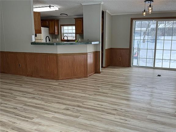 3rd image of 3628 132nd Street