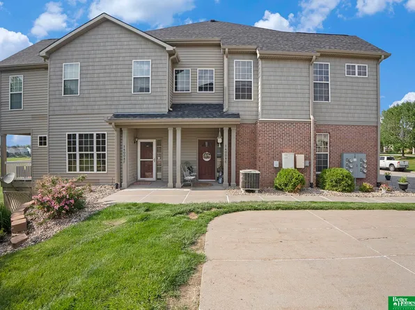 14008 Tregaron Ridge Ave APT E, Bellevue, NE 68123