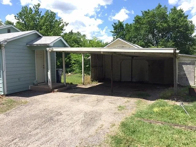 316 W Lafayette St — Photo 11