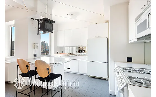 Sold by Douglas Elliman | media 6