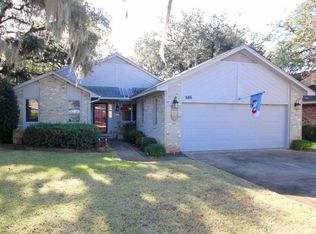 686 Mount Gilead Place Dr, Murrells Inlet, SC 29576
