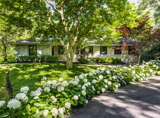 6000 Spring Mill Rd, Indianapolis, IN 46228