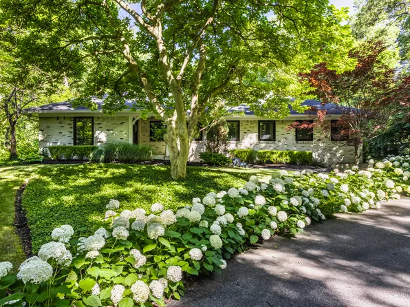 6000 Spring Mill Rd, Indianapolis, IN 46228