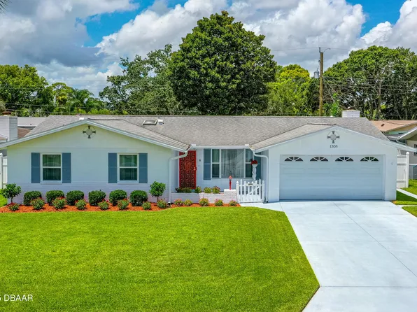 1308 Golfview Dr, Daytona Beach, FL 32114