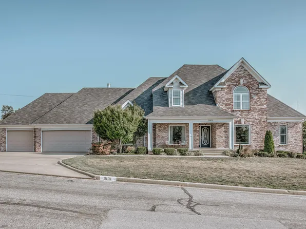 3101 Sunset Dr, Joplin, MO 64804