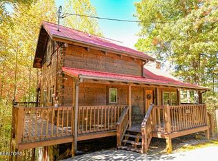 1925 Beach Front Dr, Sevierville, TN 37876