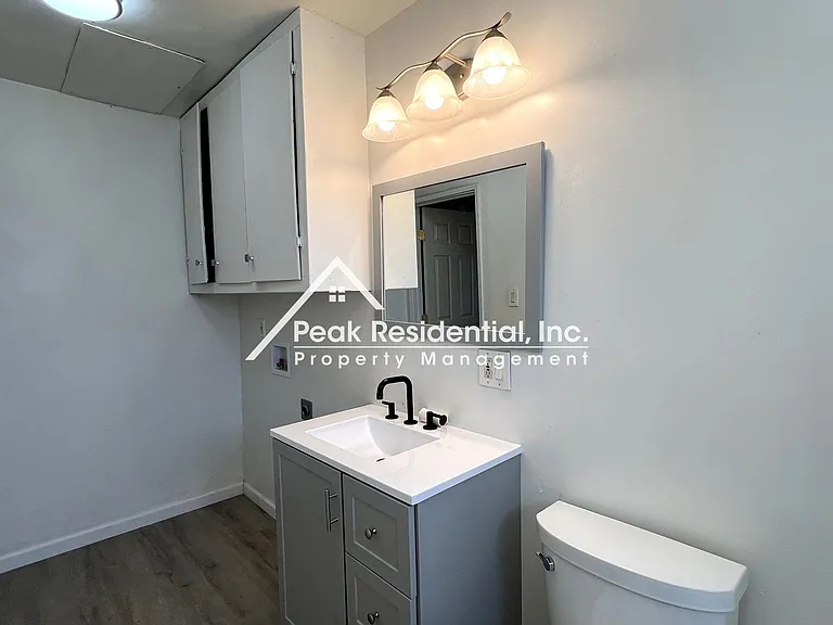 5912 Del Campo Ln — Photo 9