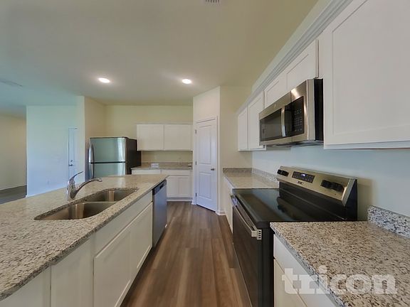 5th image of 1050 Large Poppy Dr