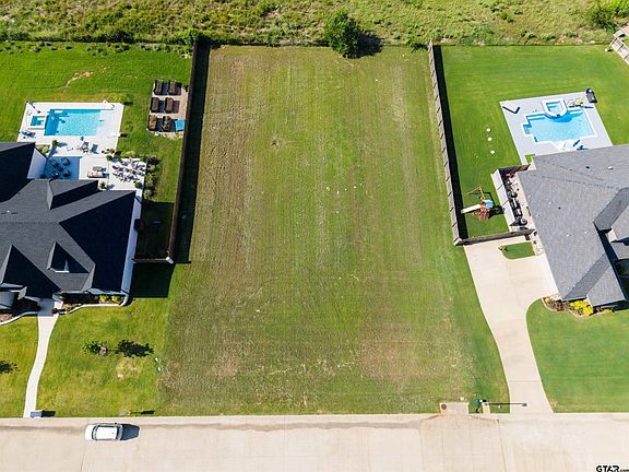 2nd image of 563 Eland Way