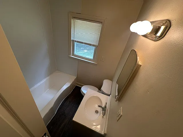 365 Juless St — Photo 4