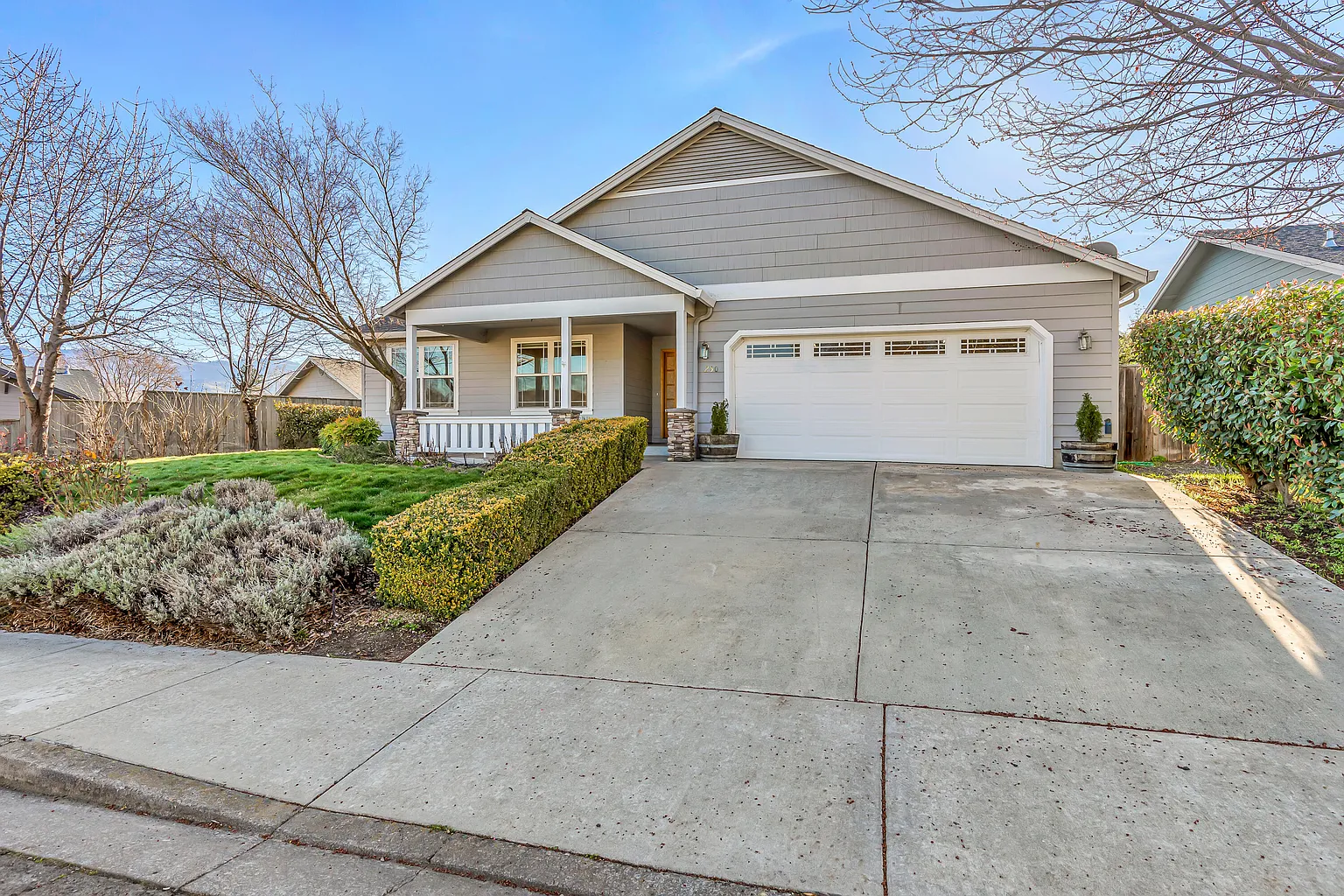 250 Meadow Slope Dr photo 1