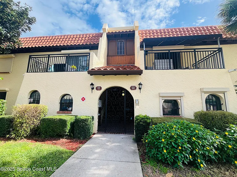 115 N Indian River Dr #109 — Photo 2