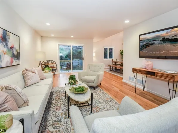 33 Bayowski Rd, West Orange Twp., NJ 07052