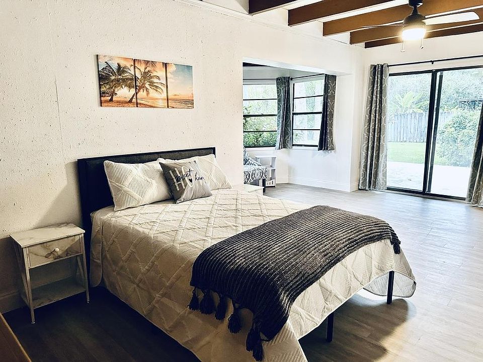 Disclaimer: This photo has been staged. Not all furnishings seen will be included.