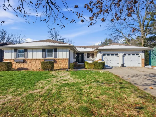 2518 Salem Rd, Charleston, IL 61920