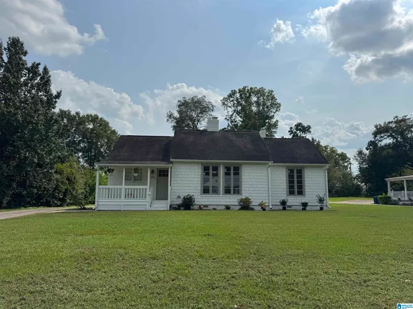 203 Magnolia St, Trussville, AL 35173