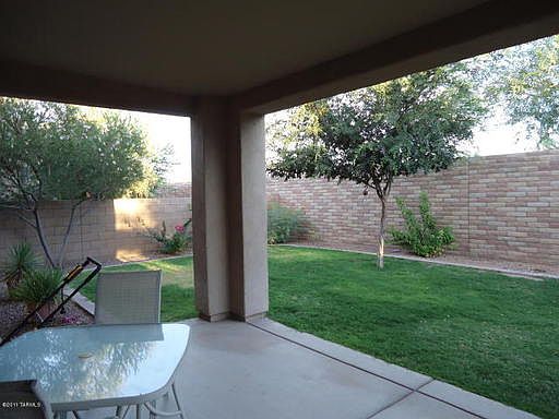 4th image of 8068 N Painted Feather Dr