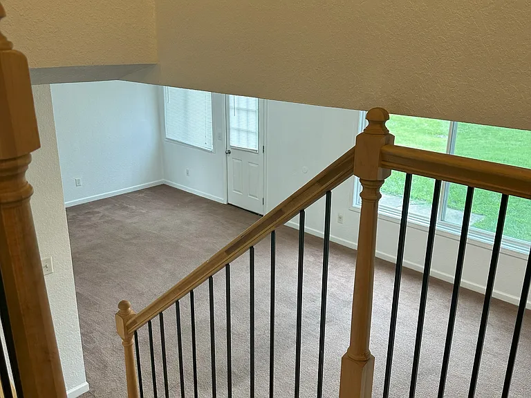 2909 Travis St — Photo 7