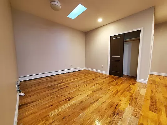 Rented by Friedman Mayer, LREB | media 8