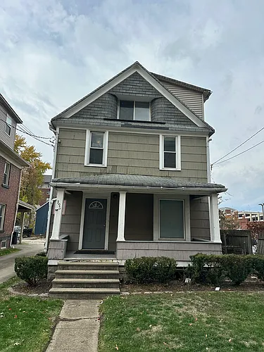396 Sumner St Photo 1