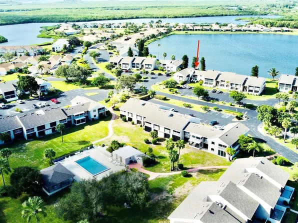 3216 S Lakeview Circle #5202, Fort Pierce, FL 34949