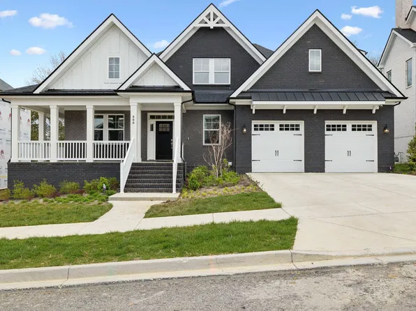 800 Westchester Cir, Hendersonville, TN 37075
