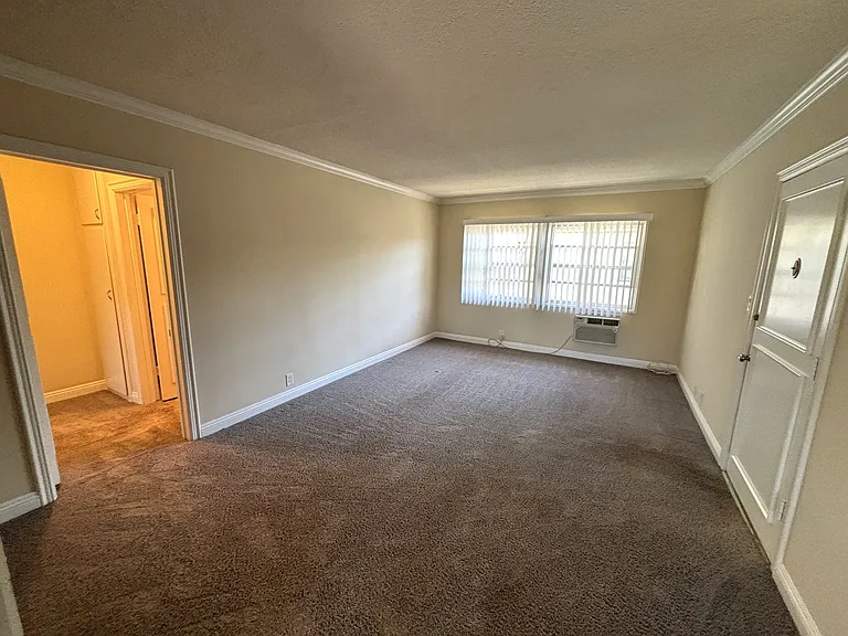 4239 Tujunga — Photo 26